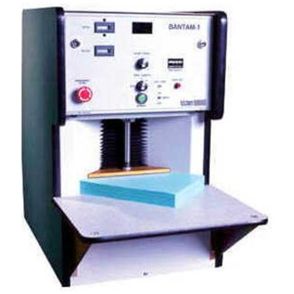 Licznik arkuszy MaxBantam – Precyzyjne i szybkie liczenie arkuszy w drukarniach i firmach produkcyjnych. Dowiedz się więcej o tym kompaktowym urządzeniu, które usprawni Twoje procesy produkcyjne.