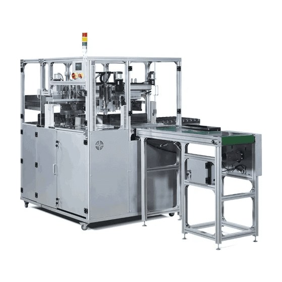 The WK02-30A4 banding machine is an advanced automatic packaging machine that provides high efficiency and easy operation. Ideal for printing houses and manufacturing plants, it streamlines the process of banding a variety of products. Check out its capabilities and bring modern solutions to your business!